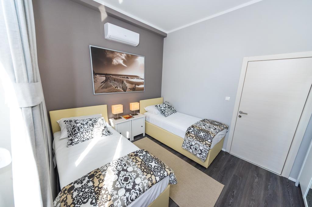 Harbour Lounge Apartment Zadar Ngoại thất bức ảnh